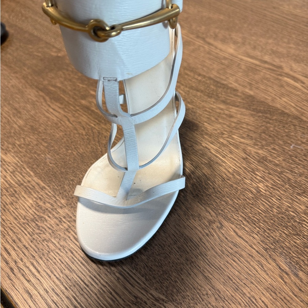 Gucci White and Gold Strappy Sandals